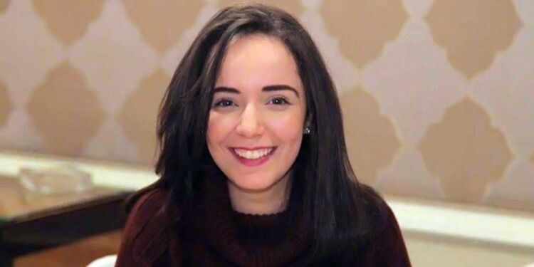 شاهد .. سارة درزاوي : اعتذرت من رانيا يوسف في كواليس " أهل الخطايا "