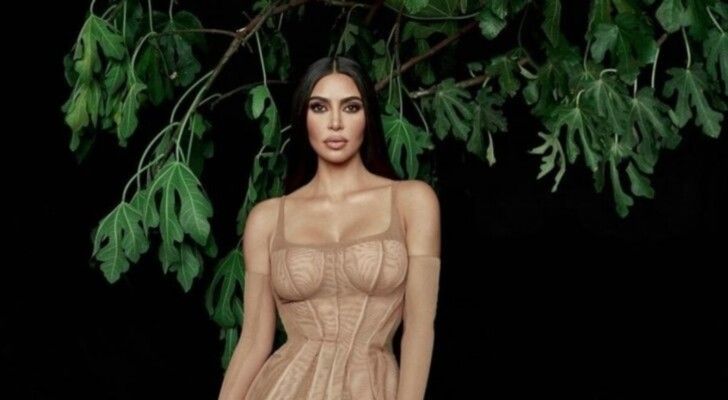 شاهد .. كيم كارداشيان تحدث بلبلة بشكلها عندما كانت بعمر الـ 11