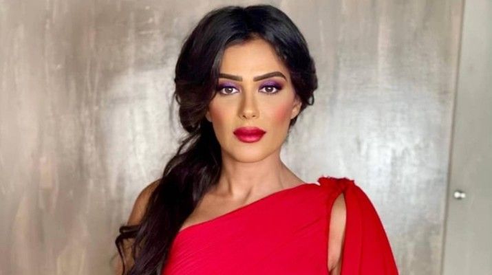 شاهد .. "شادية أبو شقرا" في "كامل العدد ++" تقدم نصائح روحية غريبة