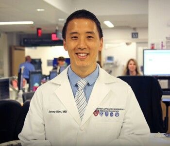 شاهد .. جوني كيم نجح في أصعب المجالات قبل عمر الـ 33 عاماً