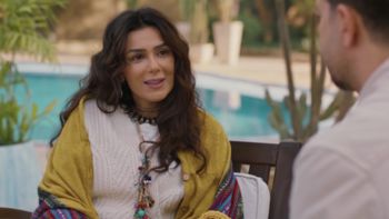 شاهد .. "شادية أبو شقرا" في "كامل العدد ++" تقدم نصائح روحية غريبة