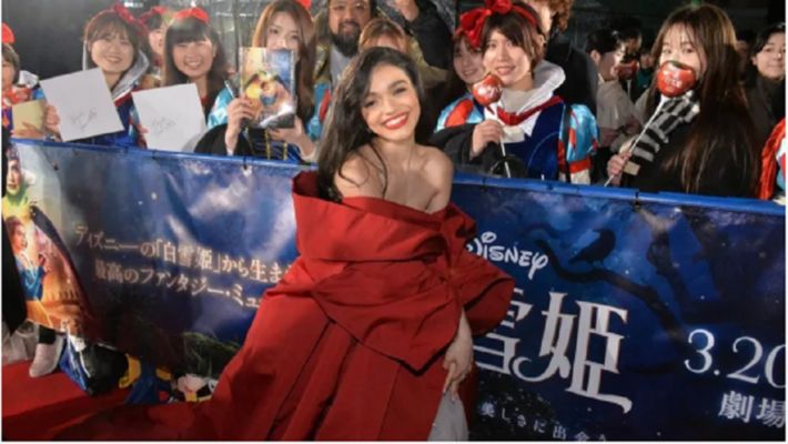 شاهد .. ديزني تحد من التغطية الإعلامية لفيلم "Snow White" بسبب الجدل السياسي والعرقي