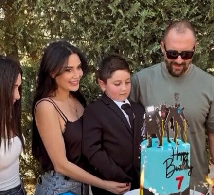 شاهد .. سيرين عبد النور وفريد رحمة يقيمان احتفالاً بمناسبة عيد ميلاد ابنهما كريستيانو - بالفيديو