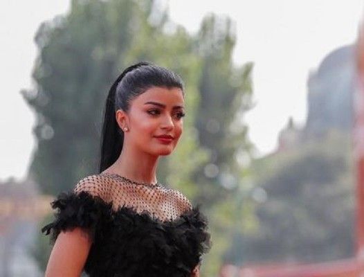 شاهد .. ميلا الزهراني تتحدث عن سبب طلاقها وعن إبنتها الشابة