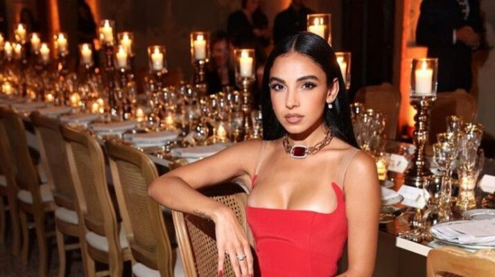 شاهد .. سلمى أبو ضيف تستذكر طفولتها بهذه الصور اللطيفة وتعلق بهذه الكلمات