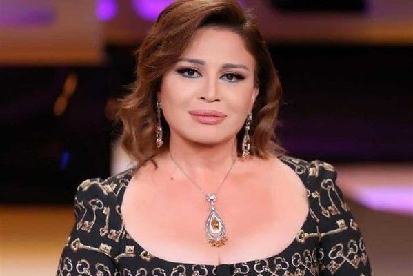 شاهد .. إلهام شاهين تقع ضحية رامز جلال في "رامز إيلون مصر"