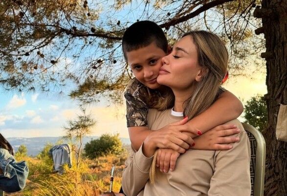 شاهد .. بعد ظهورها وهي تبكي في عيد ميلاده.. إليكم أجمل صور داليدا عياش وإبنها آرام