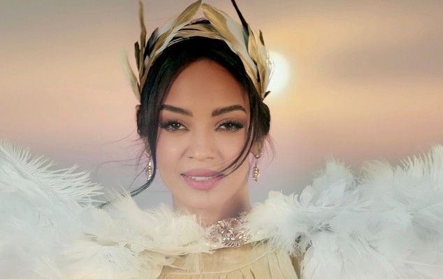 شاهد .. لميس سلطان تروّج لأغنيتها الجديدة "تنكس" بالأسلوب الخبيتي وتعد جمهورها بالتجديد