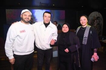 شاهد .. إفطار رمضاني يجمع أعضاء نقابة الموسيقيين على ضفاف النيل