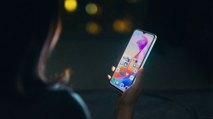 جهاز الاتصالات في مصر يكشف موعد قطع الخدمة عن الموبايلات المهربة من الخارج