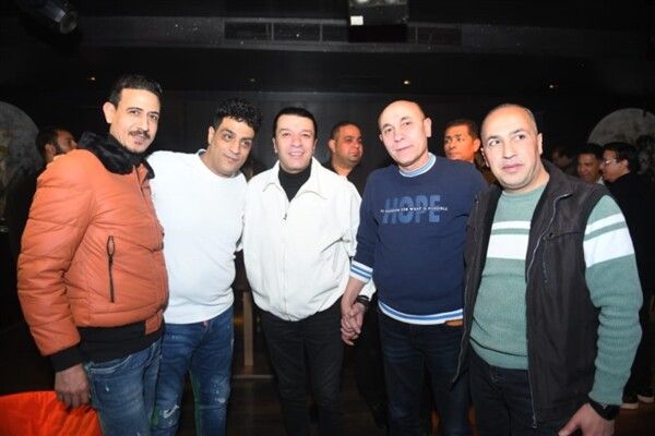 شاهد .. إفطار رمضاني يجمع أعضاء نقابة الموسيقيين على ضفاف النيل