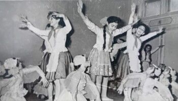 شاهد .. الفنانة الأذربيجانية سغراء باغيرزادا تروي أسرار رحلتها الفنية