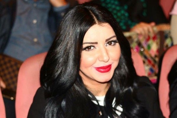 شاهد .. بعد دخول إيناس النجار في غيبوبة.. هذا ما أعلنته شقيقتها سوار