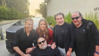 شاهد .. جورج وسوف برفقة عابد الفهد بأجواء من الود والصداقة