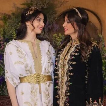 شاهد .. الشبه بين ماريتا الحلاني ووالدتها كوليت بولس واضح.. إليكم بعض صورهما سوياً