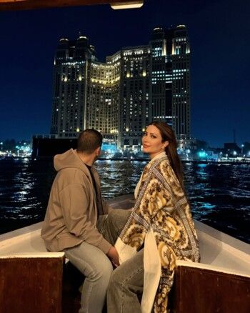 شاهد .. نسرين طافش تتغزل بزوجها بأجواء رومانسية على نهر النيل