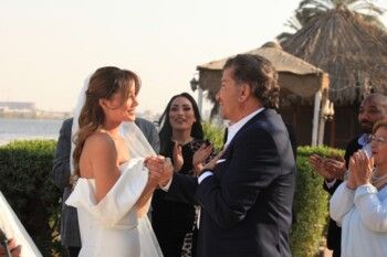 شاهد .. وليد توفيق يعيد تقديم "كبرت البنوت" لـ جورج خباز بحلّة جديدة.. والبطلة ممثلة شهيرة