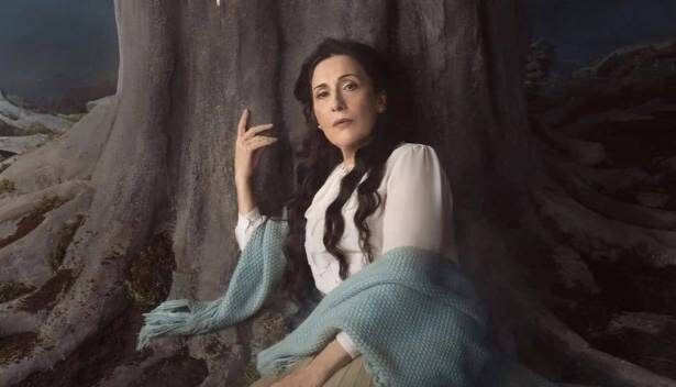 شاهد .. جوليا قصار تعترف: "نسيولي إسمي"