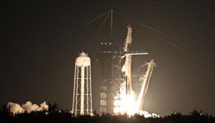 «سبيس إكس» تطلق 28 قمرًا صناعيًّا جديدًا من "ستارلينك" إلى الفضاء
