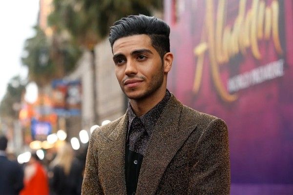 شاهد .. مينا مسعود يبدأ رحلته في السينما المصرية بفيلم "في عز الضهر"