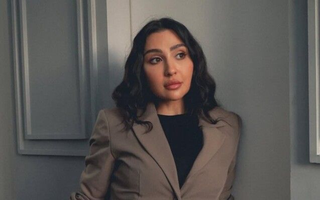 شاهد .. جيسي عبدو بالحجاب وملابس ملفتة للنظر