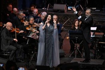 شاهد .. جاهدة وهبه والأوركسترا الشرق عربية بقيادة أندريه الحاج يقدمان أمسية لا تُنسى