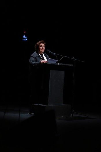 شاهد .. مسرح المدينة كرّم أنطوان كرباج في احتفال يليق بمسيرته التمثيلية المشرّفة