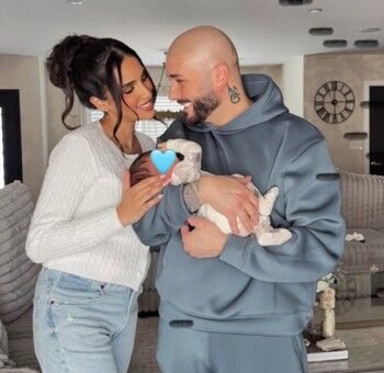 شاهد .. مساري وزوجته سحر غولستاني يرزقان بمولودهما الاول "مالك" - بالصور