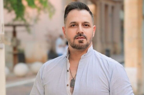 شاهد .. شادي عبدالله يطرح أغنيته الجديدة "نسخة وحدة" بحفل في بيروت