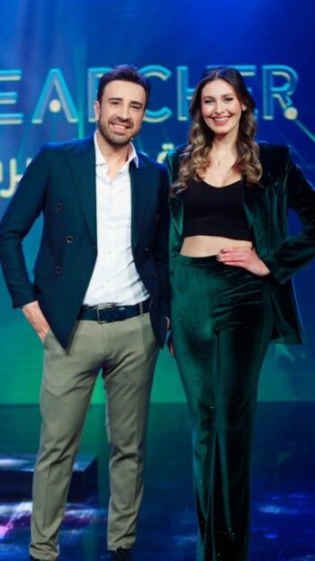 شاهد .. هل تخلّت ندى كوسا عن لقب ملكة جمال لبنان لتقدم البرامج؟-بالصورة