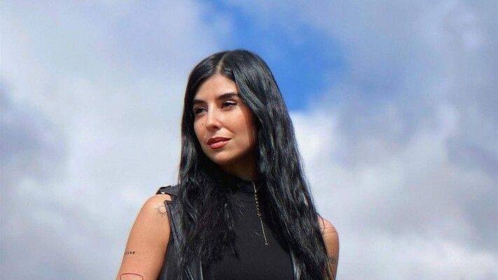 شاهد .. زينة مكي تحتفل بعيد ميلادها.. وهذا عمرها الحقيقي