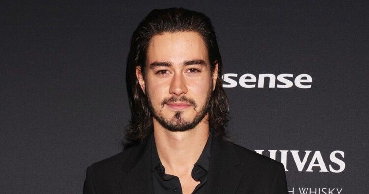 شاهد .. الممثل المكسيكي مانويل ماسالفا يدخل في غيبوبة وينقل الى مستشفى في دبي