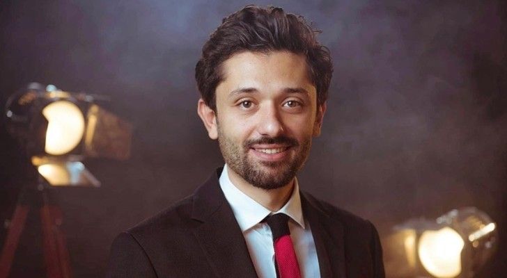 شاهد .. كريم محمود عبد العزيز يحدث جدلا بمنشور غريب