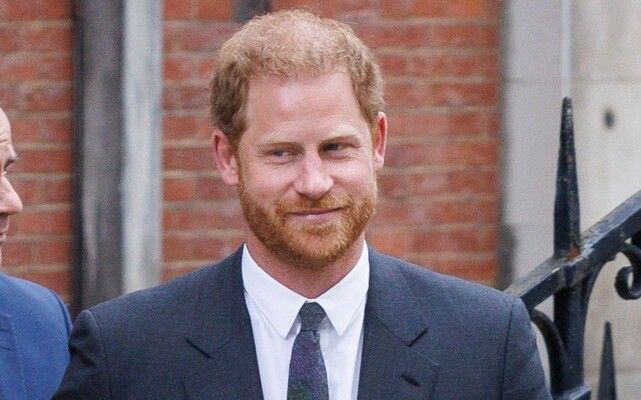 شاهد .. حياة الأمير هاري بخطر وهذا ما أفادت به محاميته