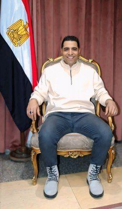 الفنان تامر عبد المنعم يصدر قرارا بتعيين محمد عمر مديرا لمسرح البالون