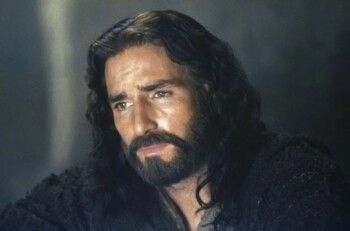 شاهد .. ممثلون جسّدوا دور يسوع المسيح