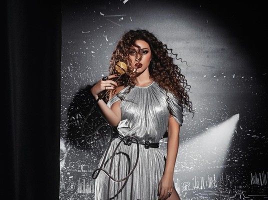 شاهد .. ميريام فارس تتخطى هذا الرقم بـ "لحبيبي"
