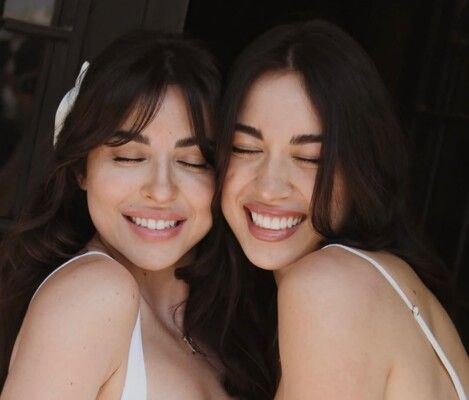 شاهد .. حبيب شقيقة سارة أبي كنعان يعرض عليها الزواج.. وصور رومانسية تخطف القلوب