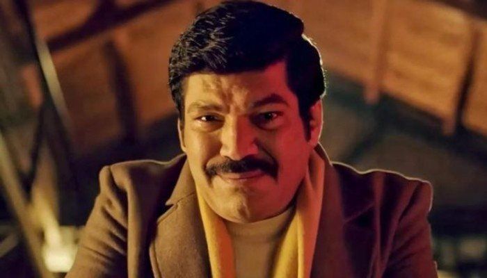 النجم باسم سمرة: «العتاولة 2» محطة كافية.. ولا أفضل تقديم جزء ثالث