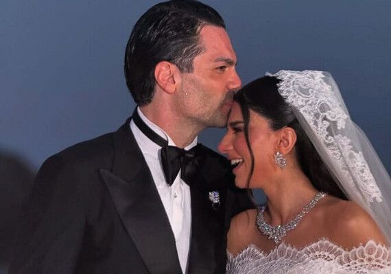 شاهد .. حفل زفاف أسطوري لنارين بيوتي .. خاتم بملايين الدولارات وفخامة وبكاء وصدمة وغناء عاصي الحلاني وحضور للمشاهير