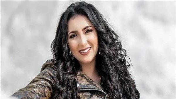 المطربة آية عبد الله تتعرض لحادث أثناء تصوير كليب «واو»