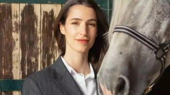 شاهد .. هذه الهواية المفضلة للأميرة رجوة الحسين وهي تتقنها بحرفية