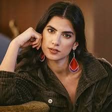 اللبنانية كارمن بصيبص تنضم إلى أبطال فيلم «إن غاب القط» بطولة آسر ياسين