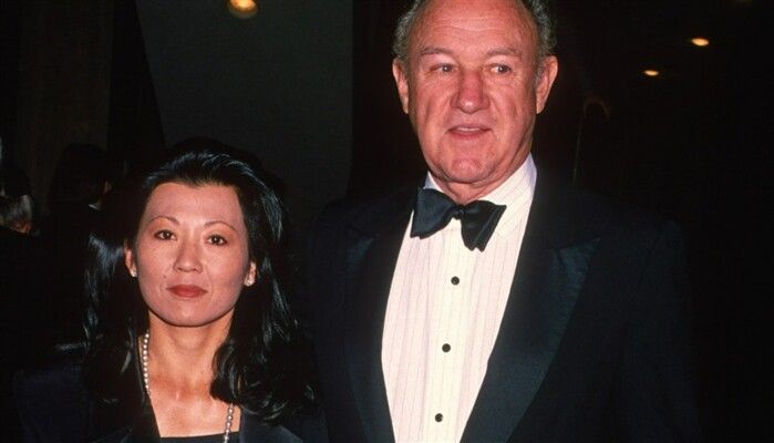 شاهد .. وداع خاص لـ جين هاكمان وزوجته بيتي بعد وفاتهما المأساوية في منزلهما