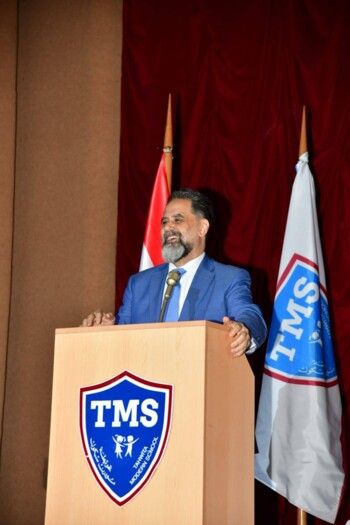 شاهد .. " تحويطة مودرن سكول TMS " تكرّم عماد الأشقر وجان بو جدعون وفريد بو سعيد ومحمد فرحات في مهرجان الزهور