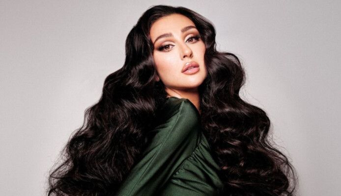 شاهد .. جيسي عبدو تستمتع بوقت صيفي رائع على الشاطئ في دبي