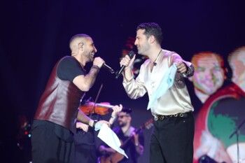 شاهد .. "ارقص يا حبيبي" تجمع أحمد سعد وKonstantinos في حفل لا يُنسى في دبي