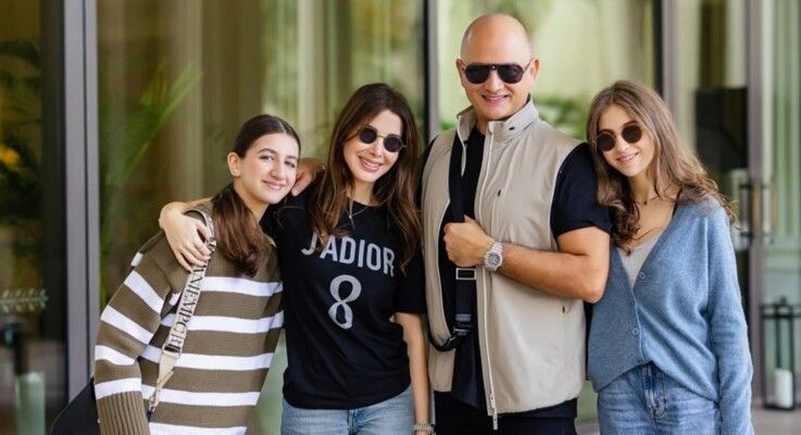 شاهد .. نانسي عجرم تحتفل بعيد الفصح في شوارع باريس بأجواء عائلية