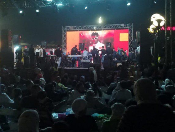 أحمد شيبة وأوكا يشعلون حفل النادي الأهلي احتفالاً بـ شم النسيم