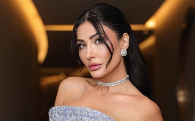 شاهد .. إطلالة قصية مكشوفة الظهر لـ هبة نور تسحر عيون الجمهور